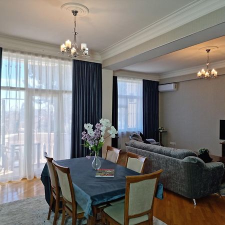 Mayden Family Apartment Baku Zewnętrze zdjęcie